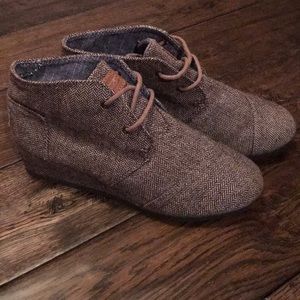 Toms wedge lace up bootie